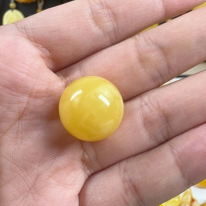 快***哥未镶嵌蜜蜡珠宝奇石