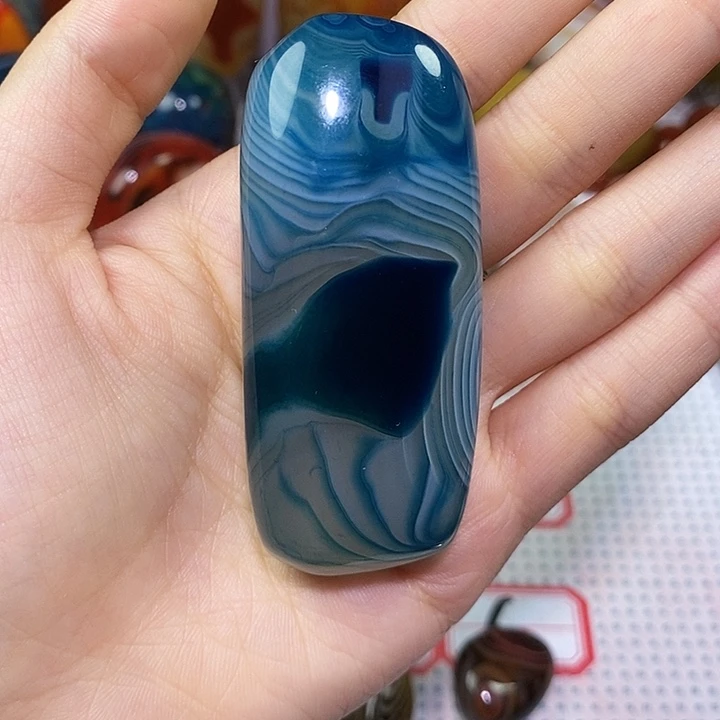 虫****未镶嵌玛瑙/玉髓珠宝奇石