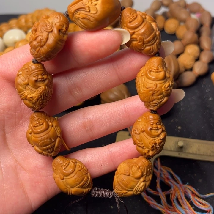 橄榄核吊坠瑞兽财神