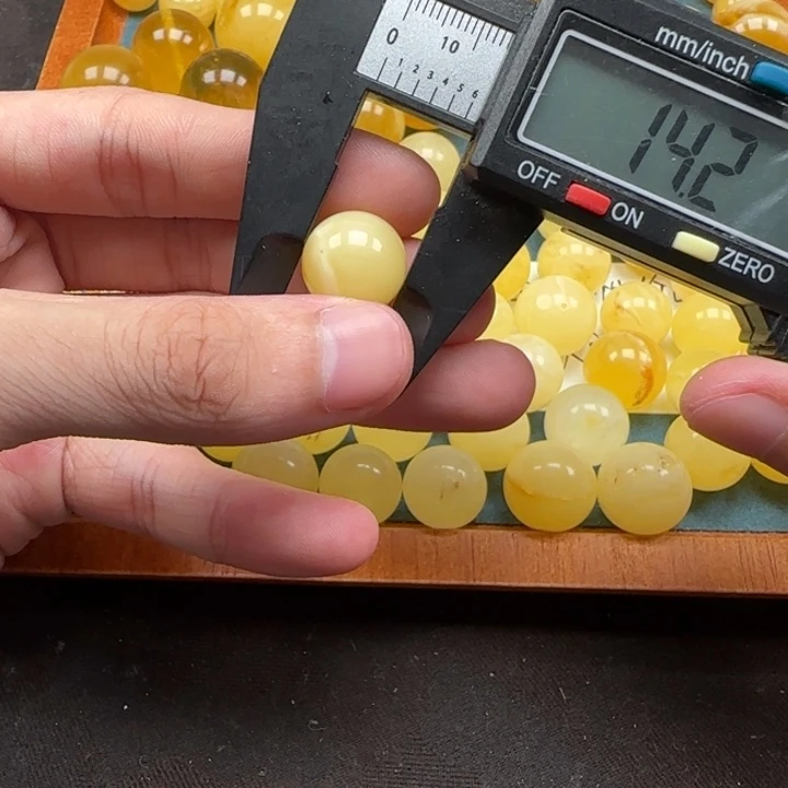蜜蜡未镶嵌珠宝奇石天然68