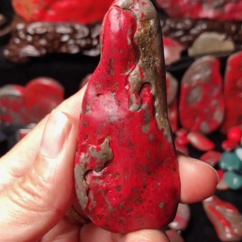 昌化鸡血石昌化鸡血石原石