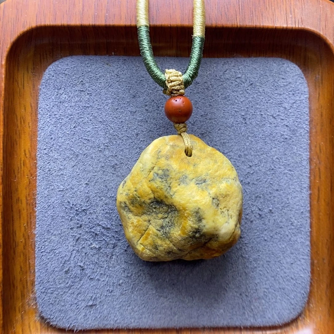 蓝***阳蜜蜡未镶嵌颈饰郎