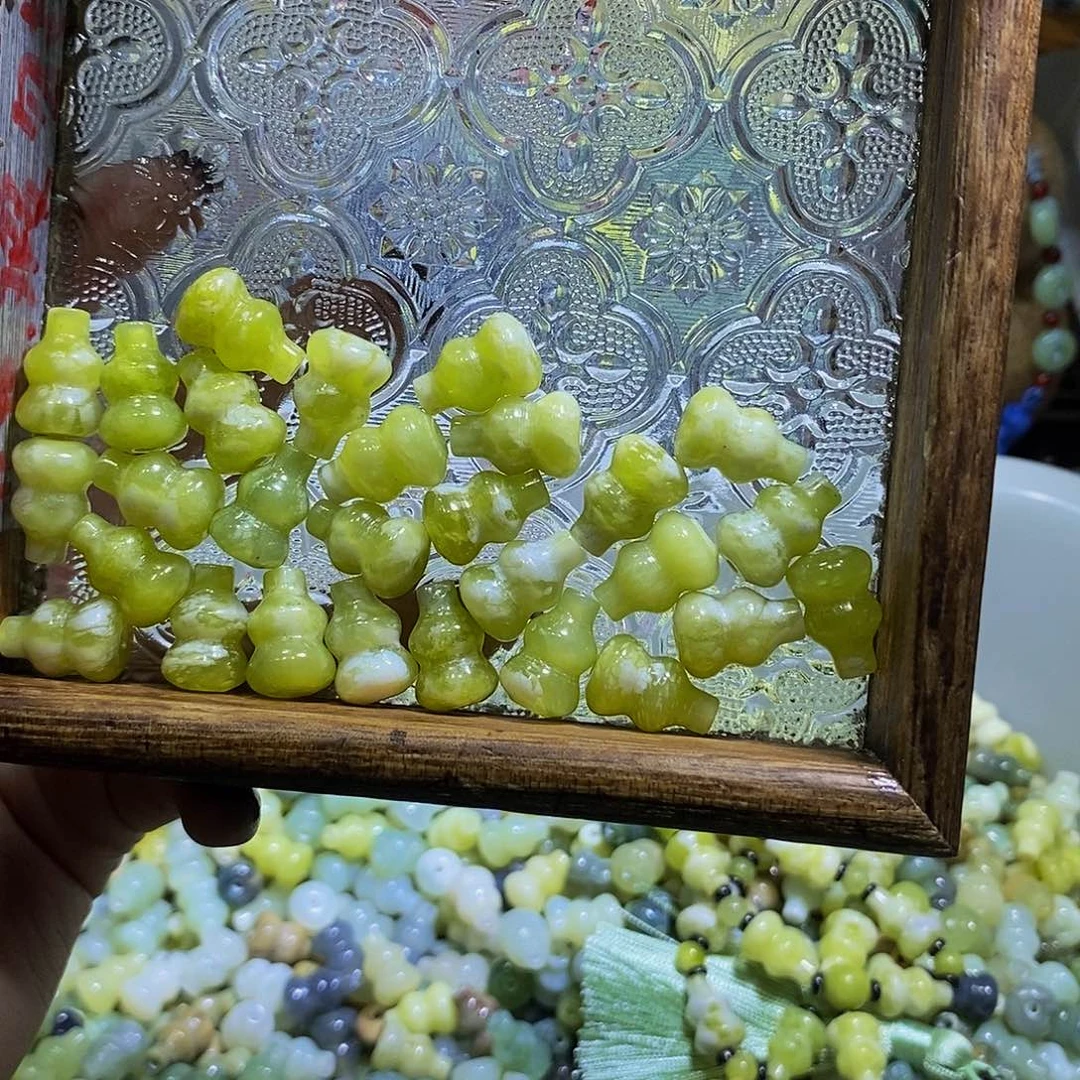 未镶嵌蛇纹石玉其他173