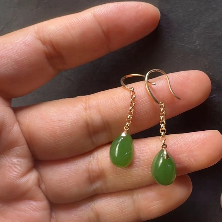 和田玉（碧玉）18K金镶嵌耳饰