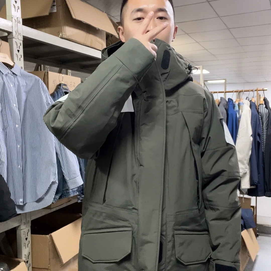 极地款军绿色L尺码