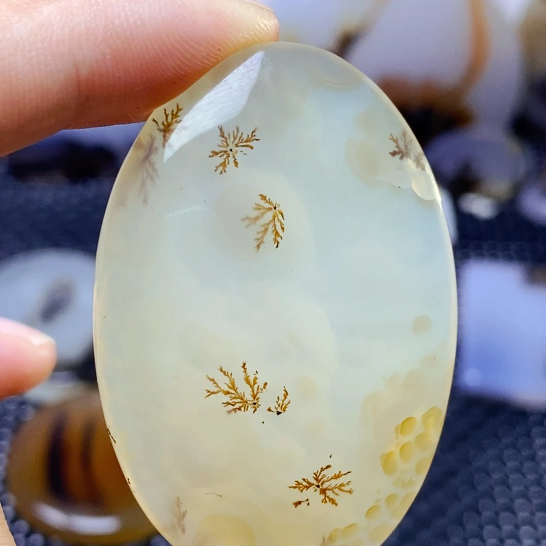 未镶嵌玛瑙/玉髓珠宝奇石