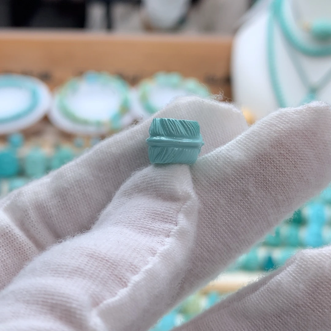 绿松石未镶嵌绿松石羽毛扣