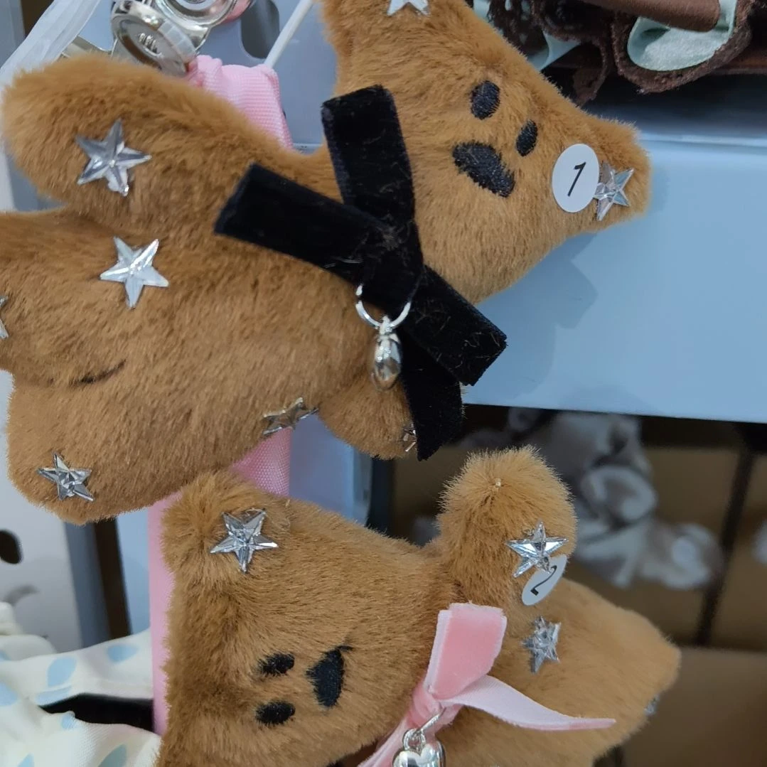 布艺非金属歪头小熊闪钻蝴蝶结掰掰夹