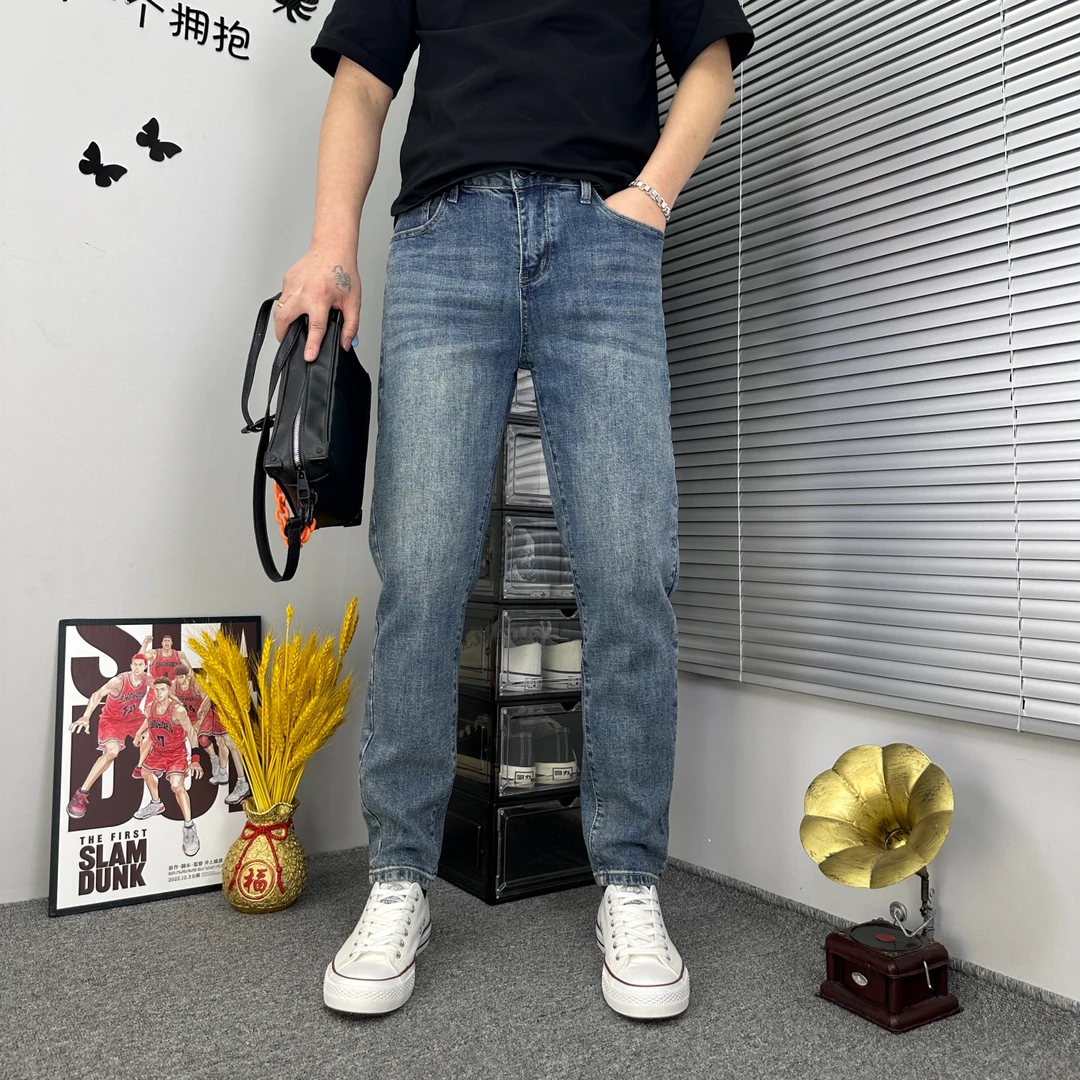 男士春季新款深蓝色休闲百搭纯色净版弹力牛仔裤水洗修身男款裤子