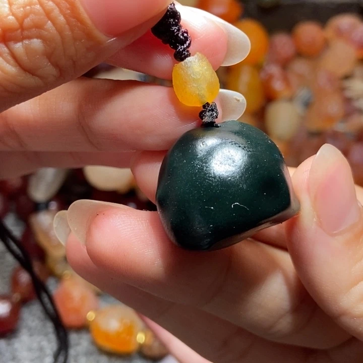 玛瑙/玉髓未镶嵌珠宝半成品