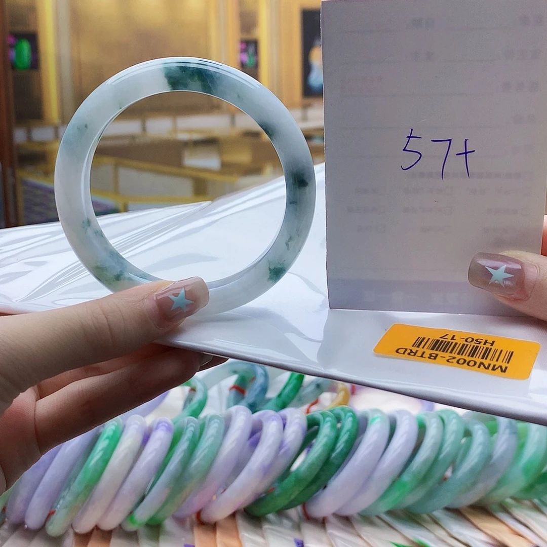 未镶嵌手镯翡翠hjj