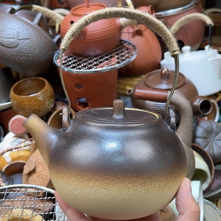 瓷片吧里也要开空调吧哈哈好