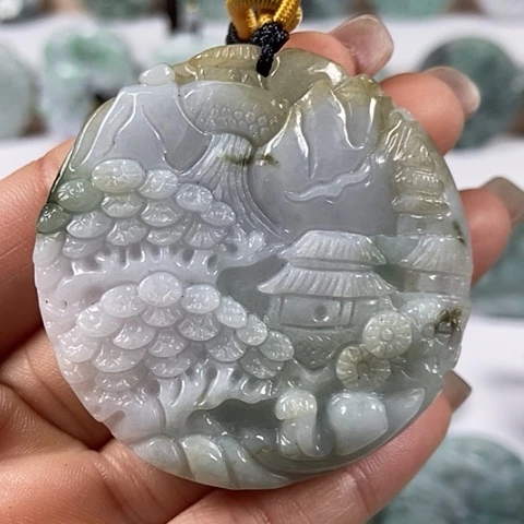 翡翠颈饰未镶嵌山水牌两面工福利微瑕