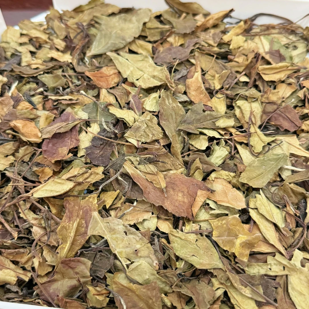 王大鹏 2016年福鼎老白茶寿眉散茶自然仓储浓郁枣香250克盒装