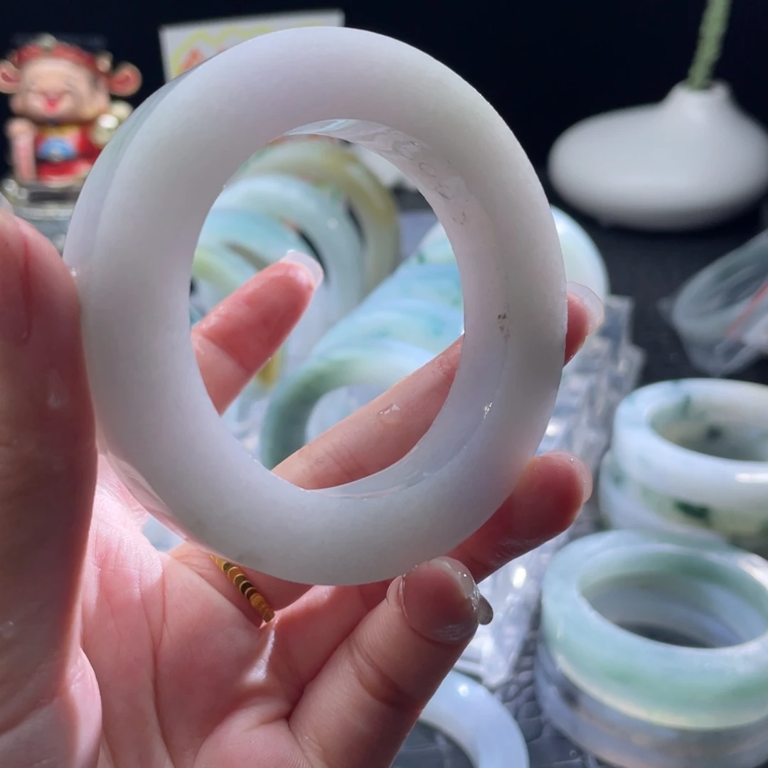 定制翡翠未镶嵌50-57正圈