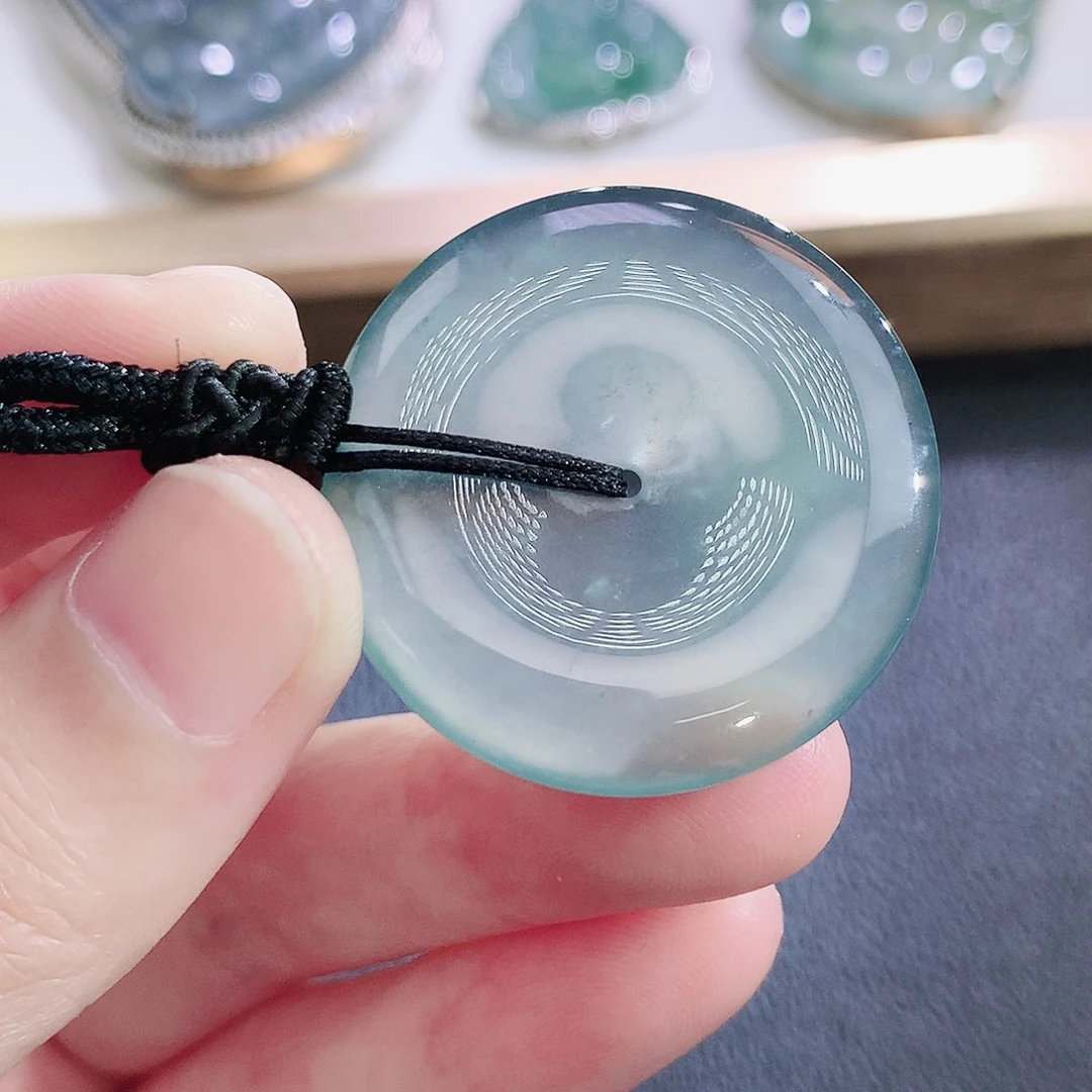 翡翠未镶嵌挂件翡翠
