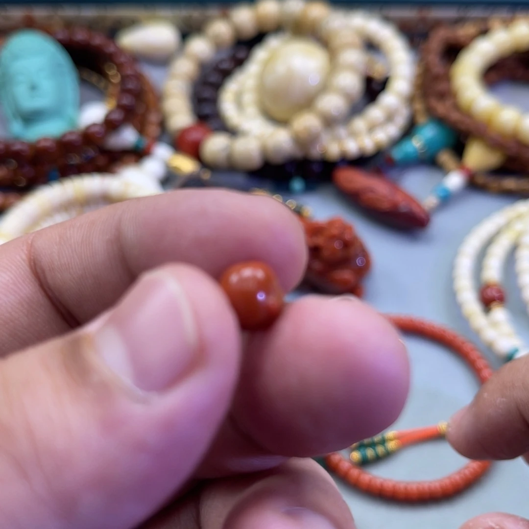 南红玛瑙未镶嵌珠宝奇石47