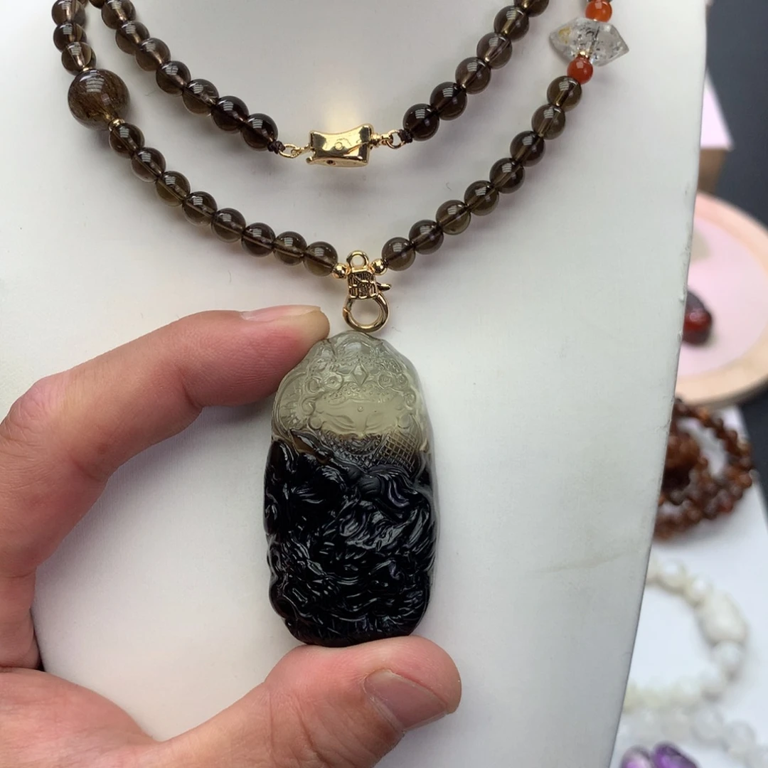 颈饰水晶未镶嵌吊坠