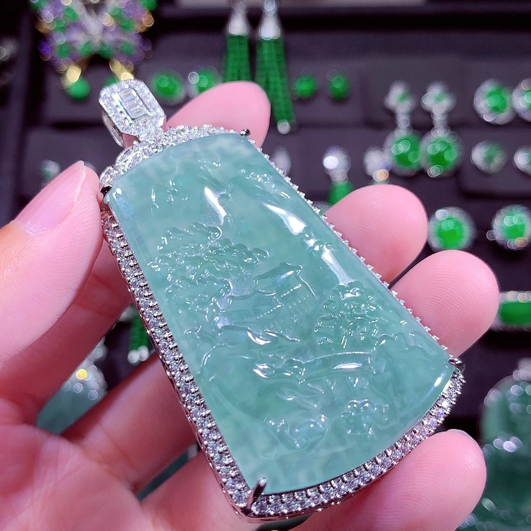 颈饰未镶嵌翡翠天然