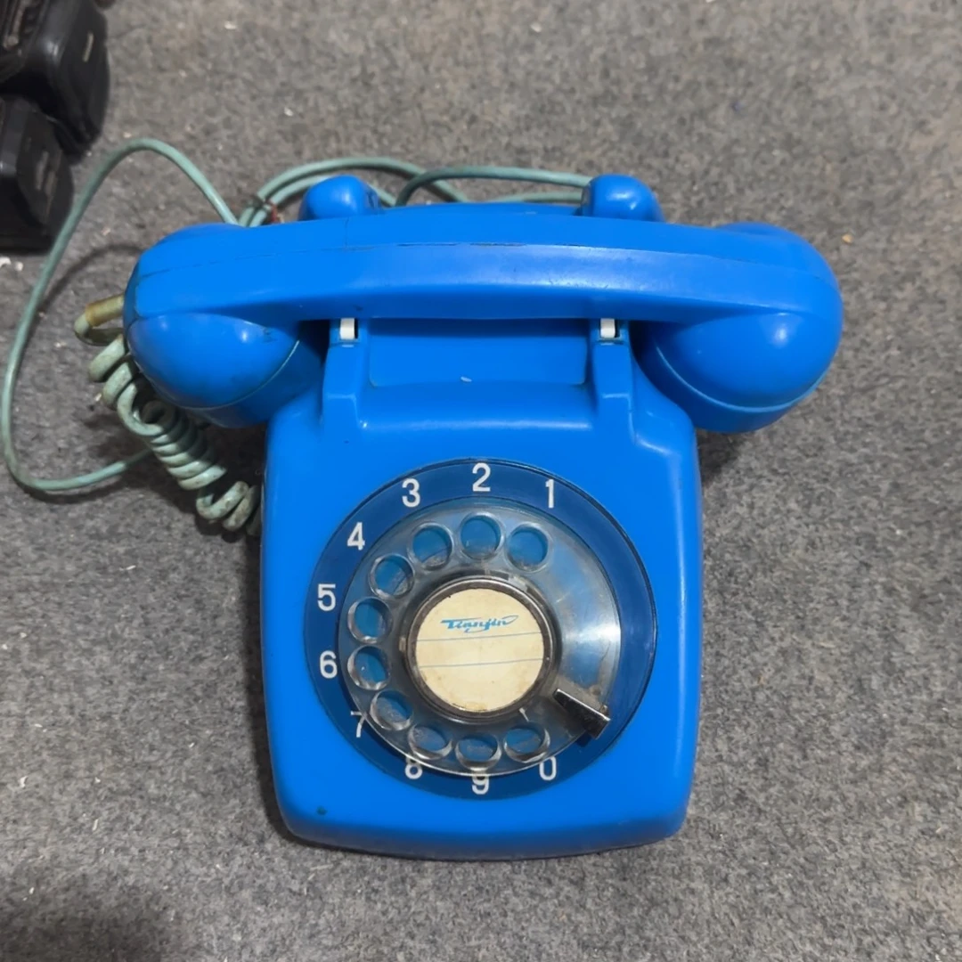 有机玻璃复古怀旧波盘电话一个