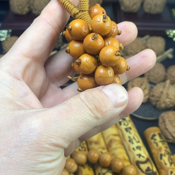 吊坠文玩核桃凤眼葡萄