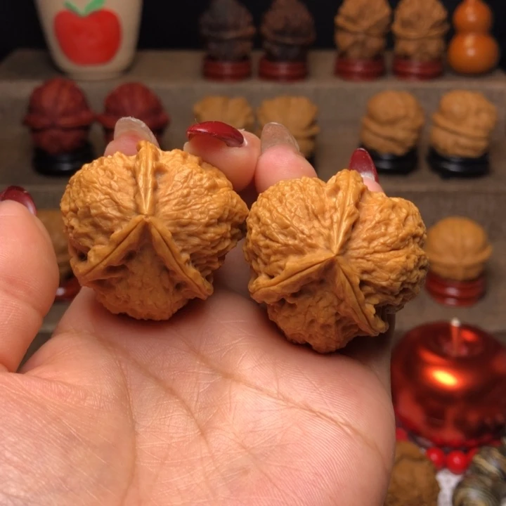 文玩核桃把件53七星三棱