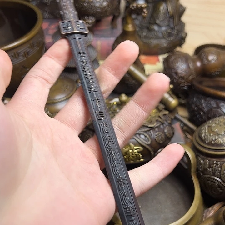 精美铜器，点击下单