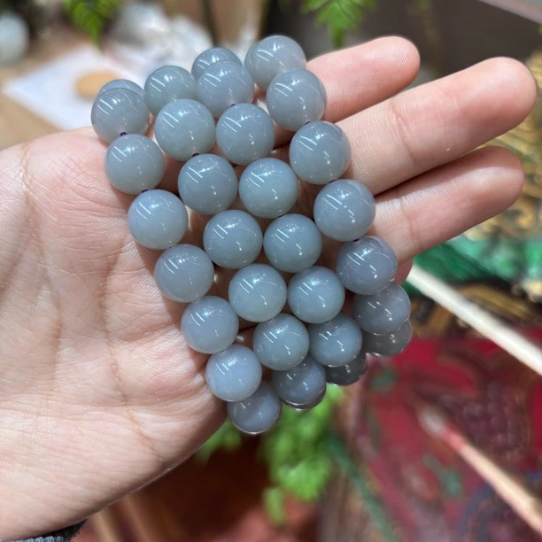 090357wm和田玉青海料烟紫手串约12mm多样性发其一
