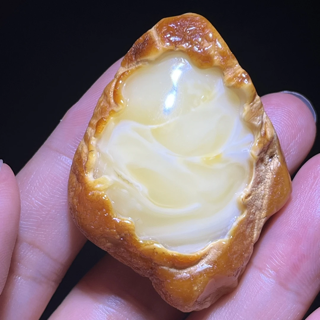 天然蜜蜡橘皮花蜡随型意境巧雕吊坠 全皮巧雕 蜡质浓郁