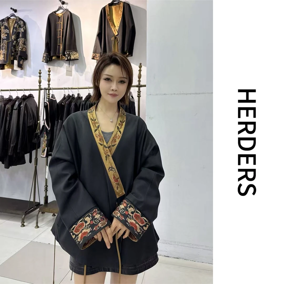 HERDERS 中长款国风刺绣真皮绵羊皮女款皮衣 40179