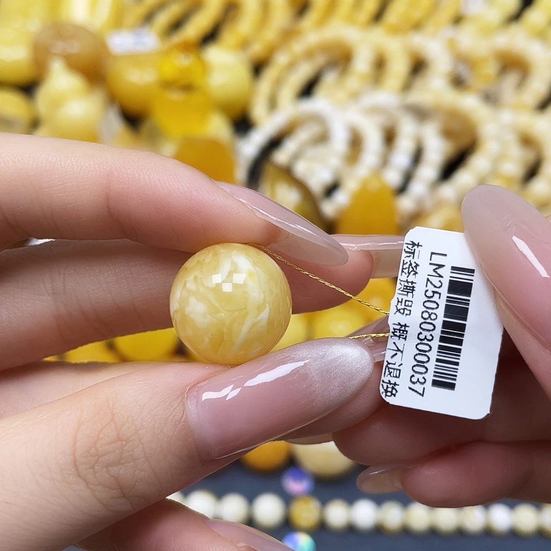 蜜蜡未镶嵌裸石沁色圆珠16.7mm