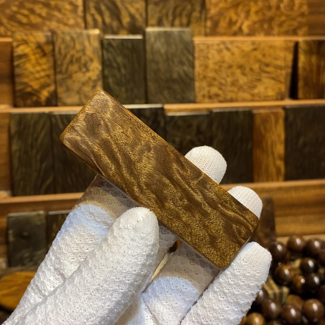 阴沉木阴沉金丝楠木金条