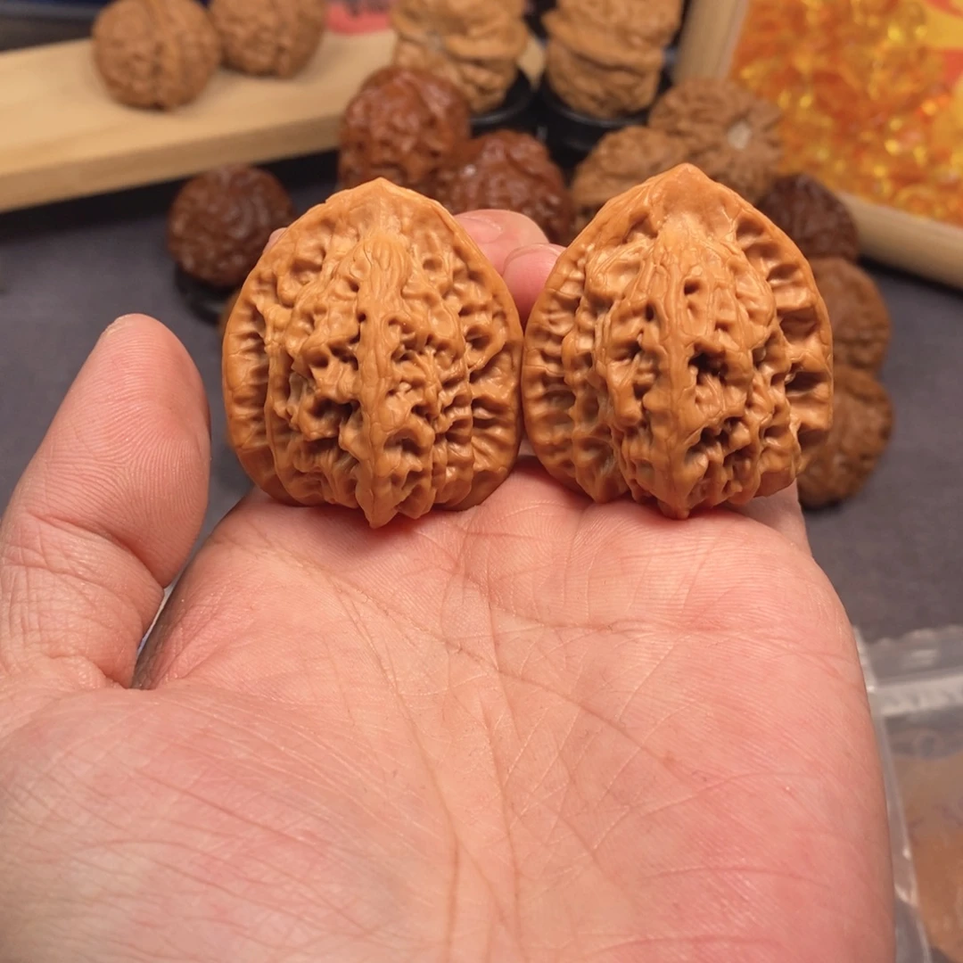 把件文玩核桃走色漂亮系列39尺挂月峰佛肚F392