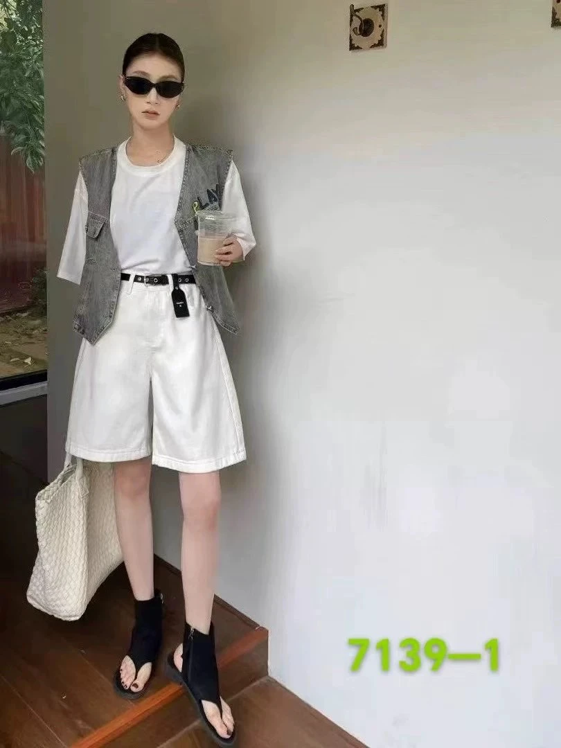 夏季薄款白色高腰时尚通勤五分牛仔裤