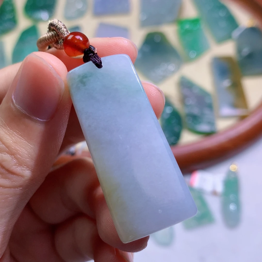【闪购商品】翡翠未镶嵌吊坠(不含链)