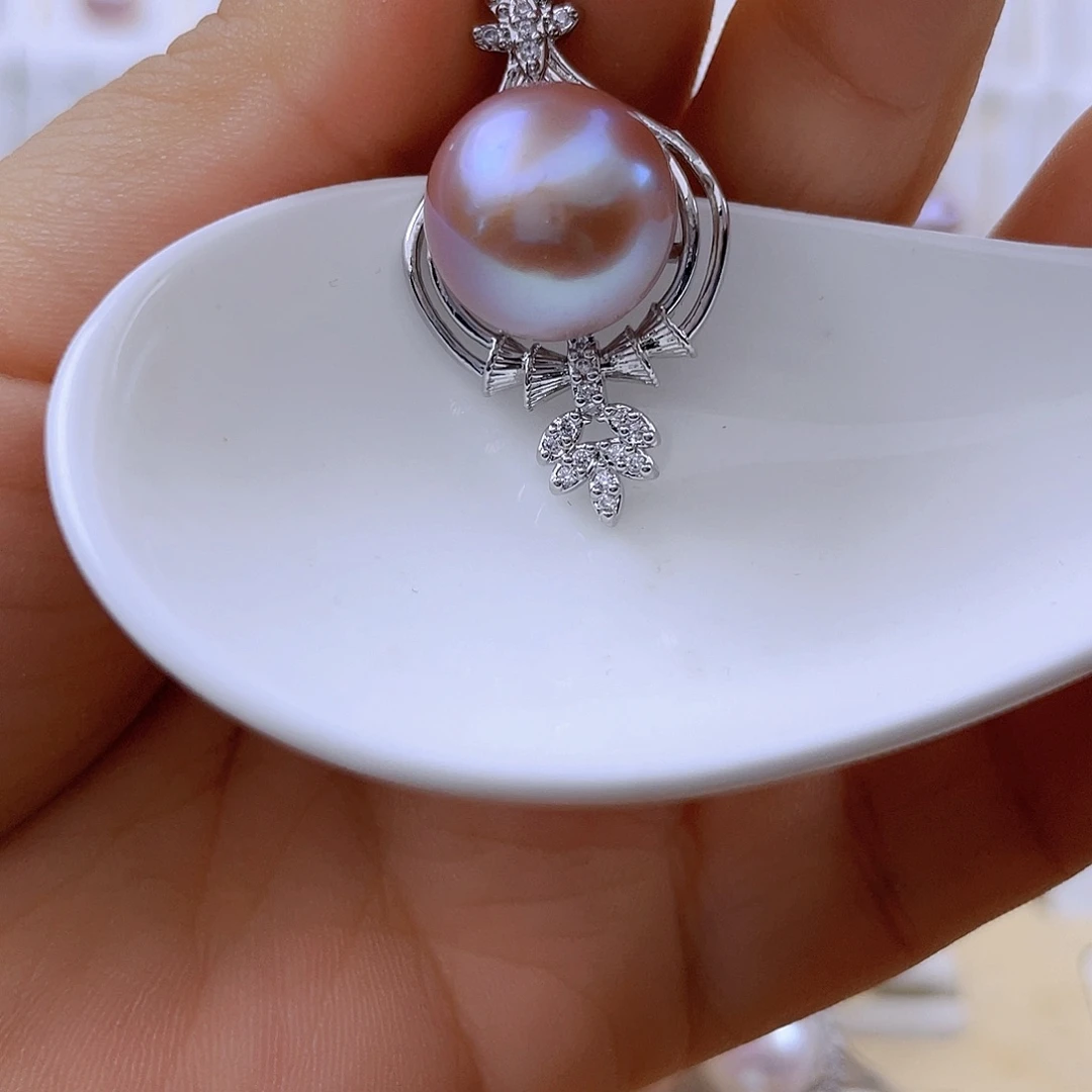 淡水珍珠未镶嵌吊坠(赠链)