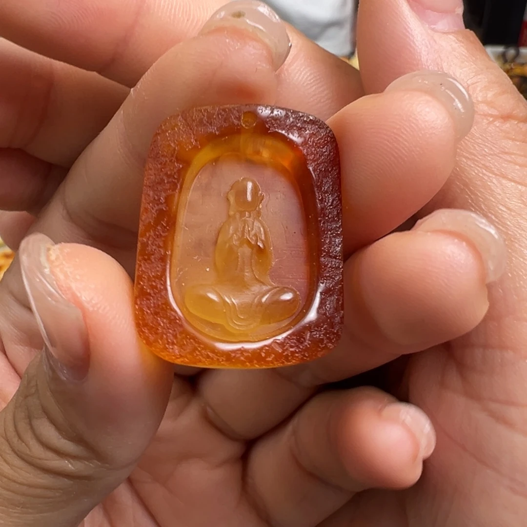 裸石蜜蜡未镶嵌琥珀