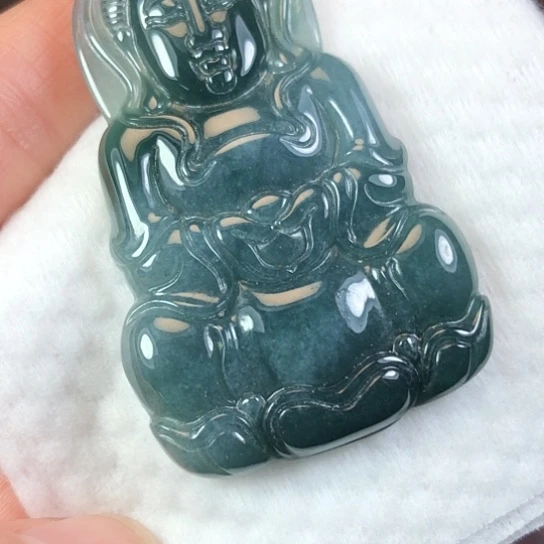 翡翠未镶嵌颈饰缅甸A货，每天下午1点半开播