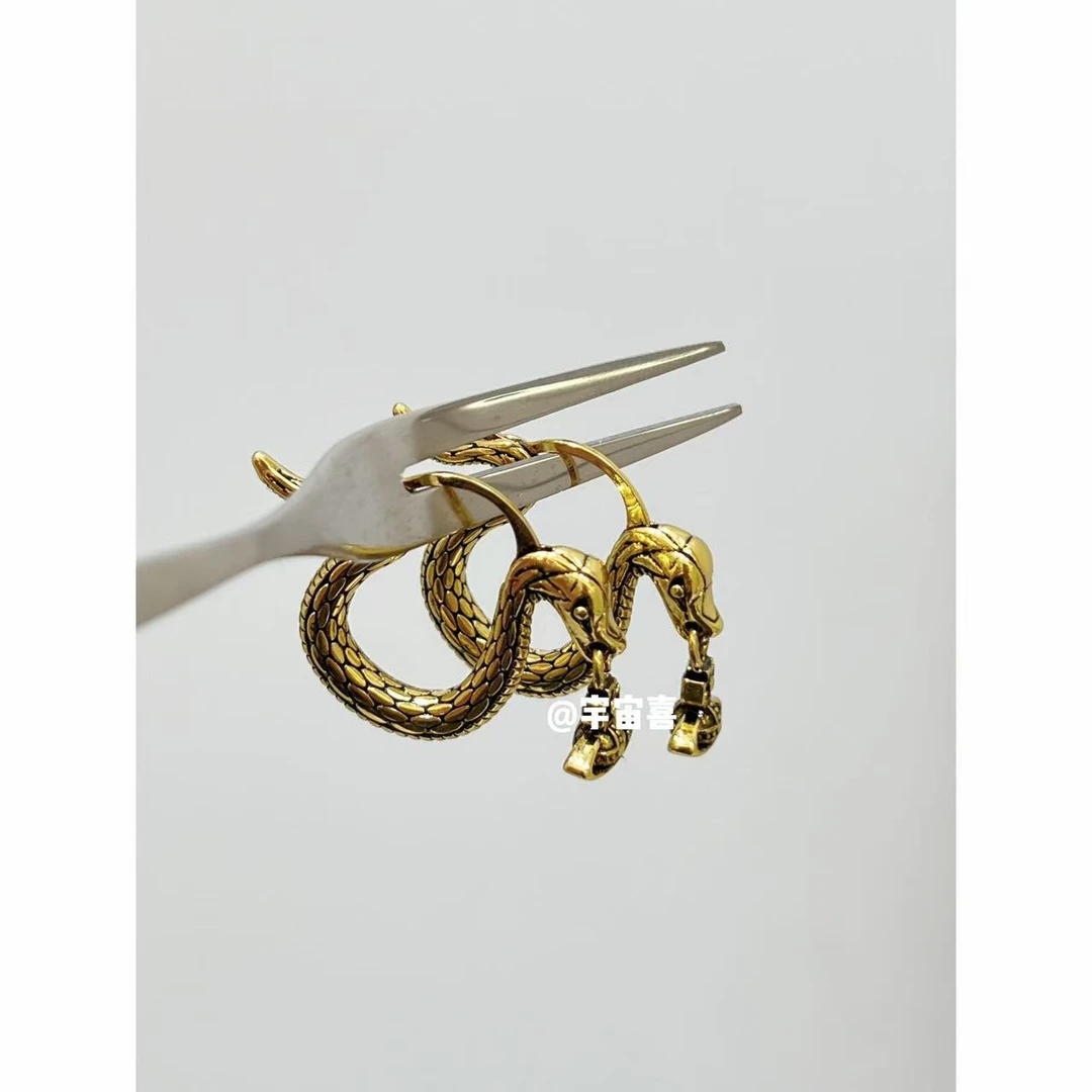 铜合金耳饰 C2-101【古金色u型坠星球蛇形耳扣】