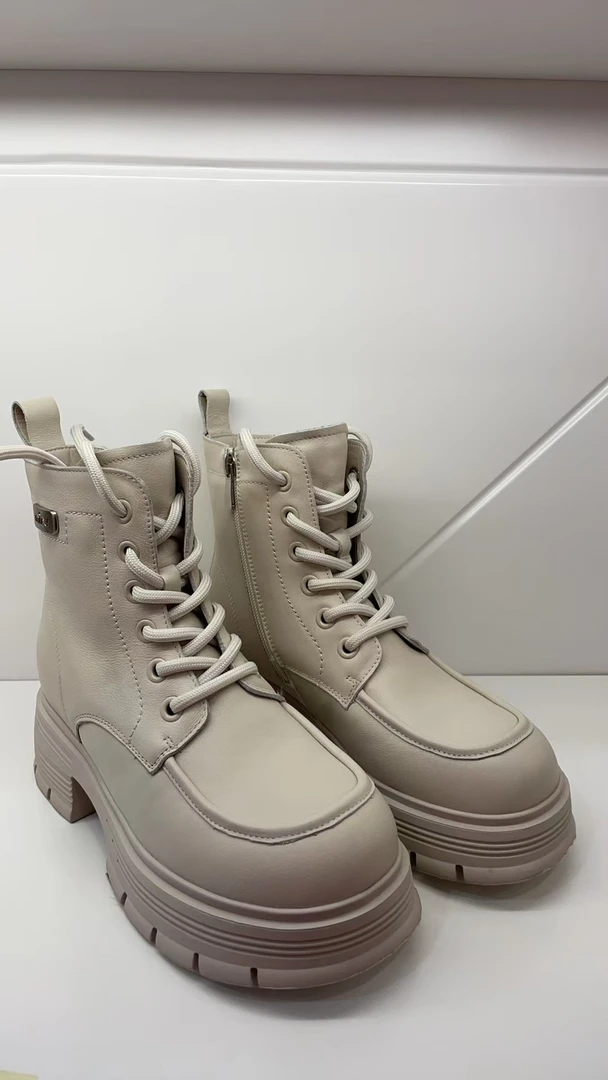 新款气质休闲百搭女士[棉]马丁靴A/ZDD/41-615