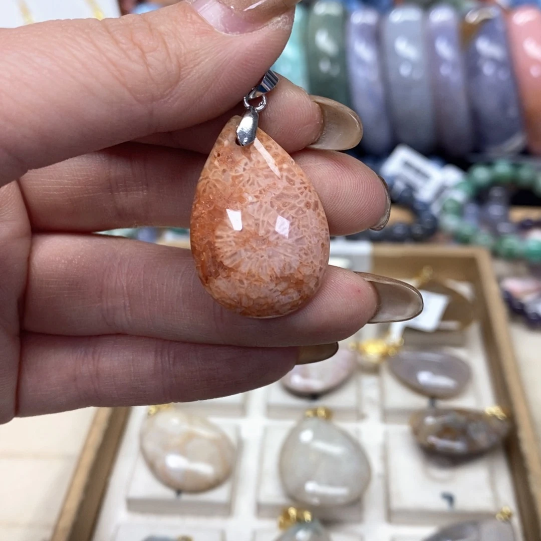 硅化珊瑚（珊瑚玉）手链未镶嵌卡****2083