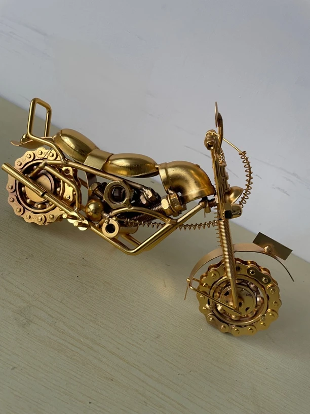 手工金色大摩托车摆件轮子可以转