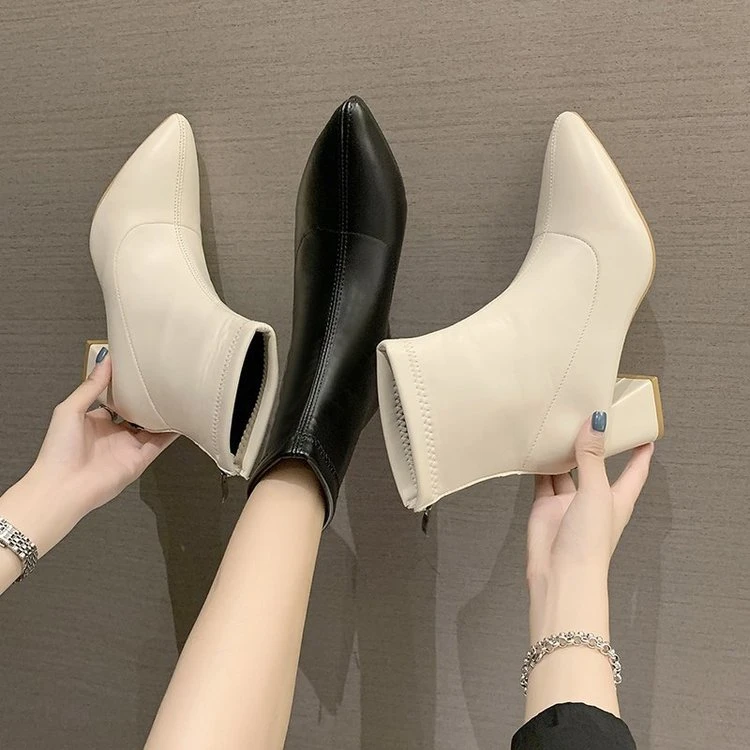 2025秋冬季白色时尚瘦瘦靴女鞋新款搭配高跟5-7公分阔腿裤必备鞋