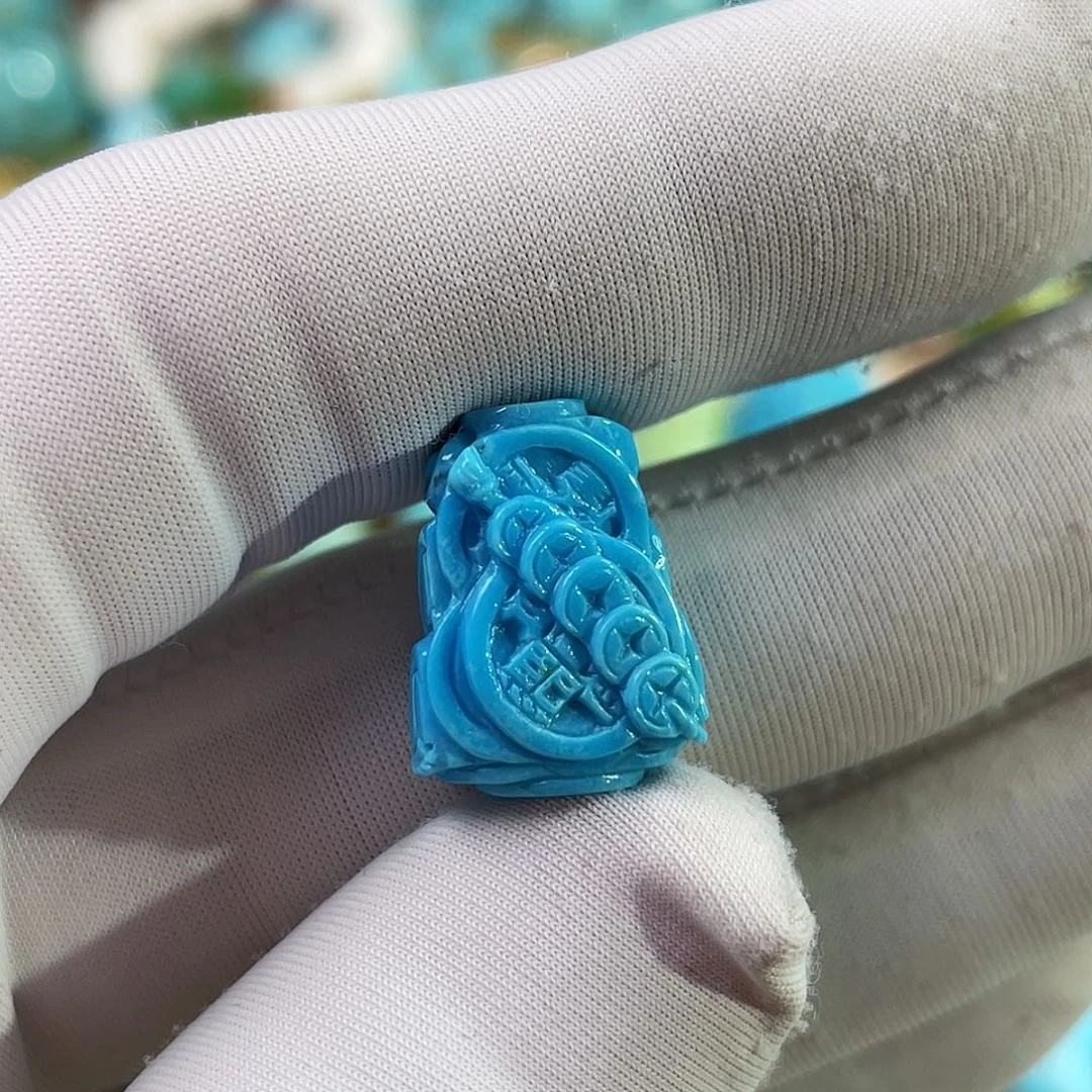 绿松石未镶嵌珠宝奇石