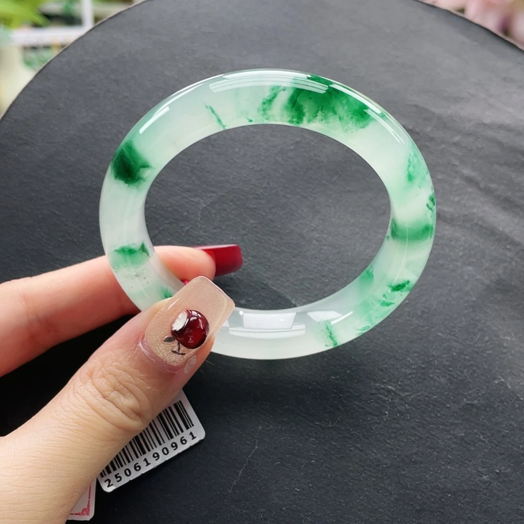 石英质玉未镶嵌手镯52.8