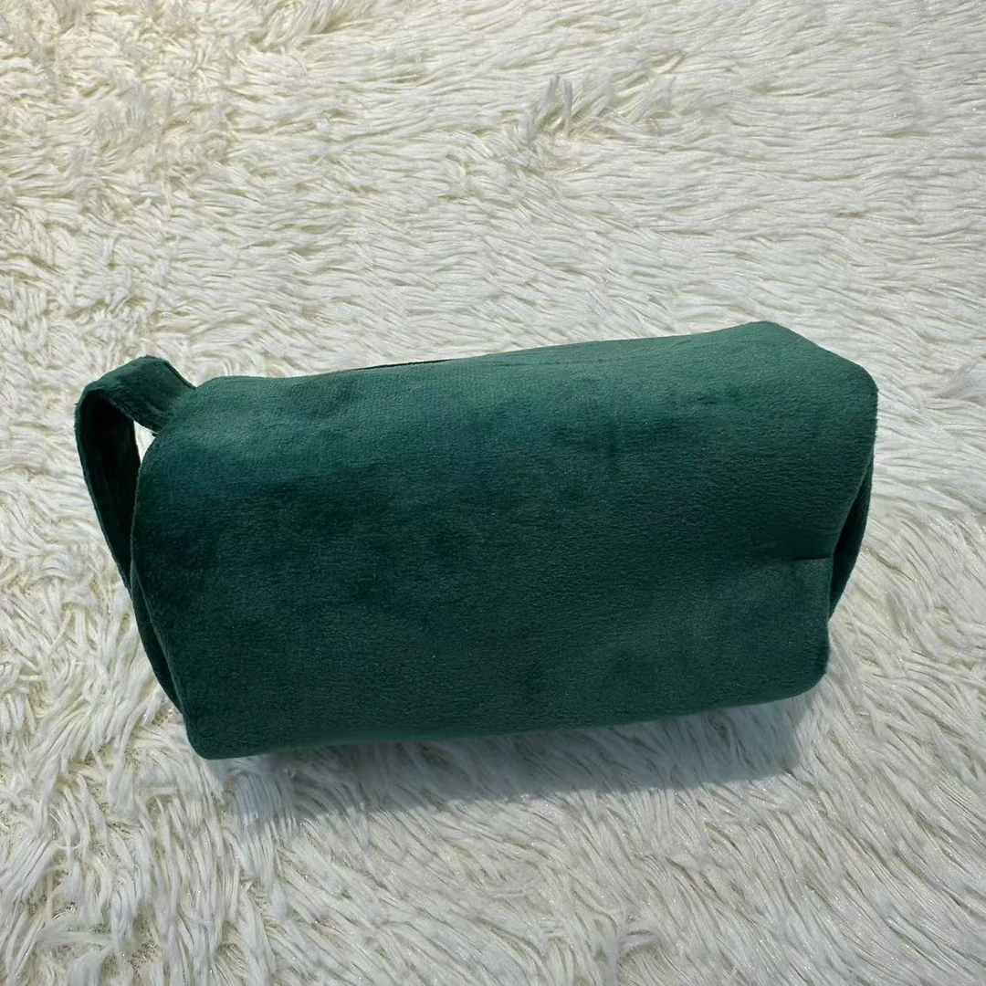 （全新未使用） 绿色绒绒化妆包！小海！！ 化妆包！