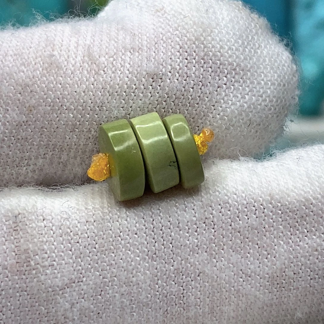 绿松石未镶嵌天然原矿 地大质检7.3mm