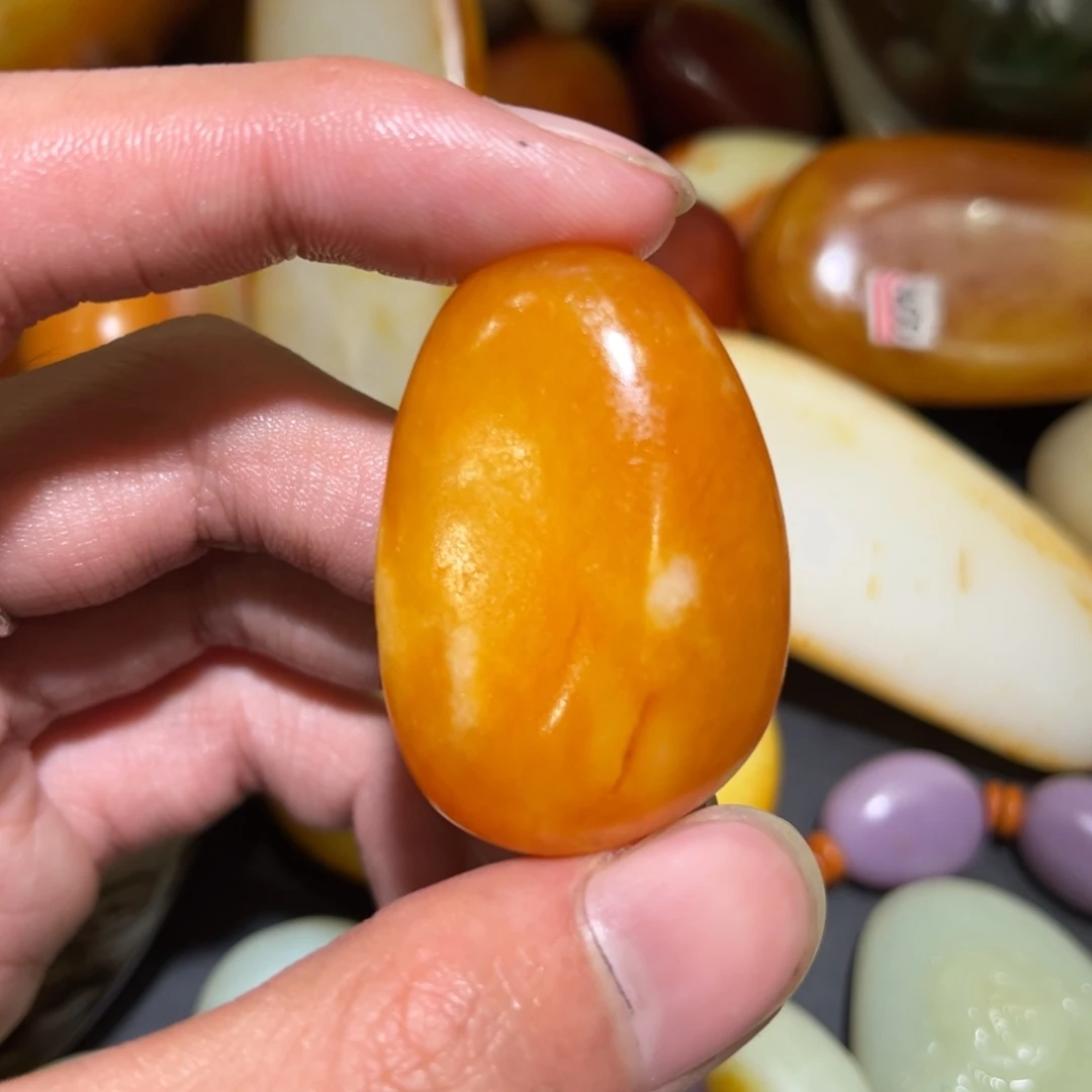 和田玉未镶嵌珠宝奇石