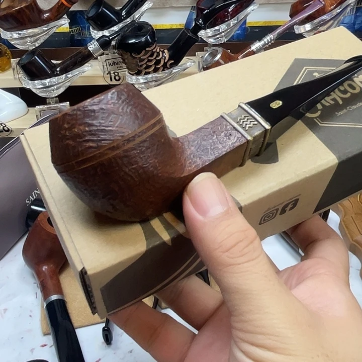 明*烟斗的作用也不