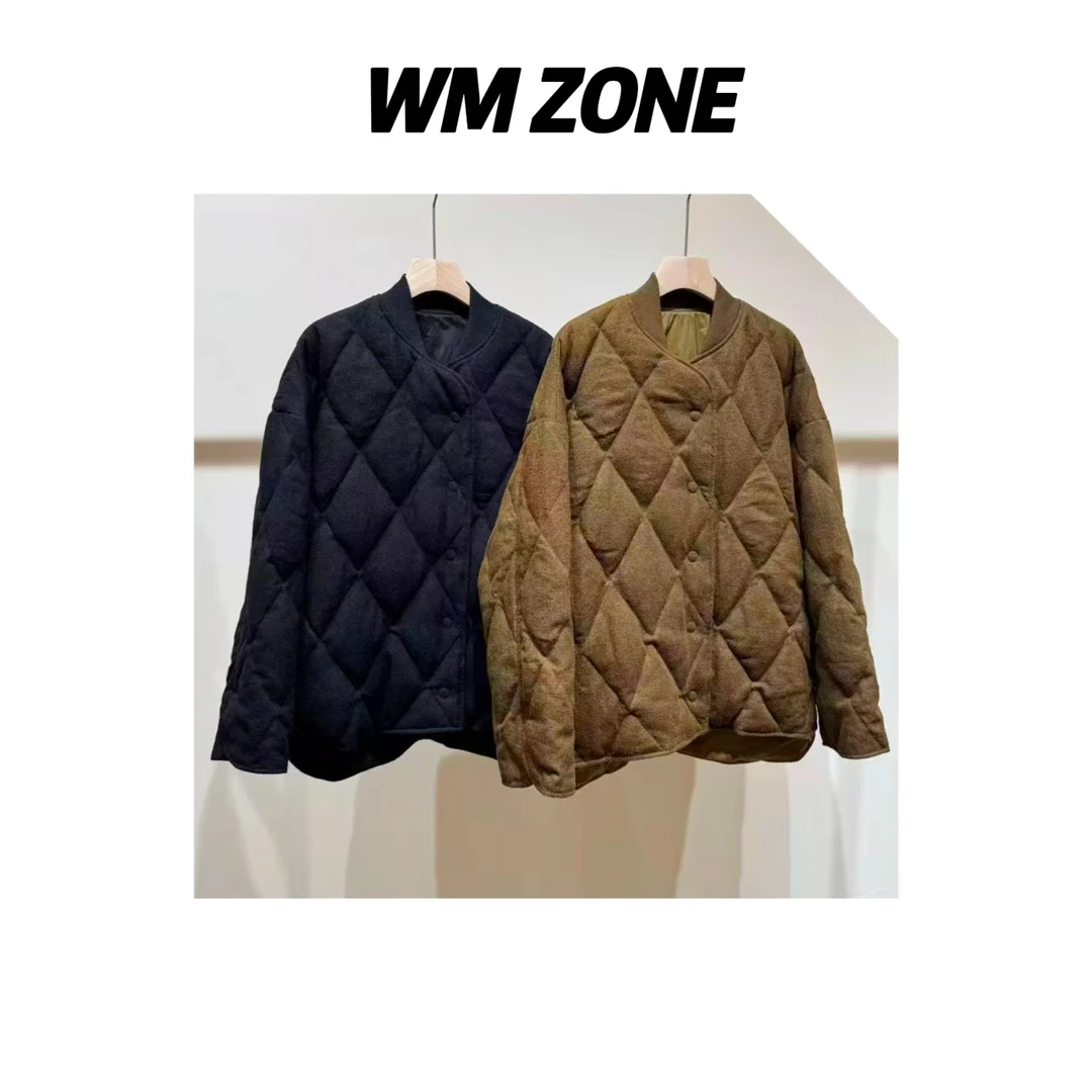 WM  3913  菱形格鹅绒服